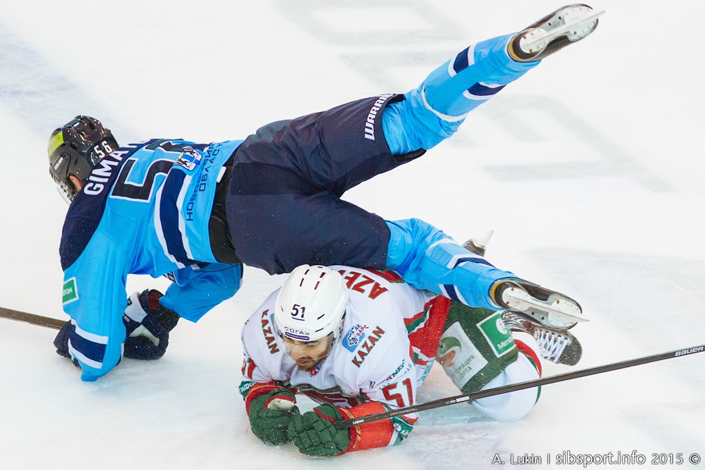 Сергей Гимаев в прямом смысле накрывает соперника