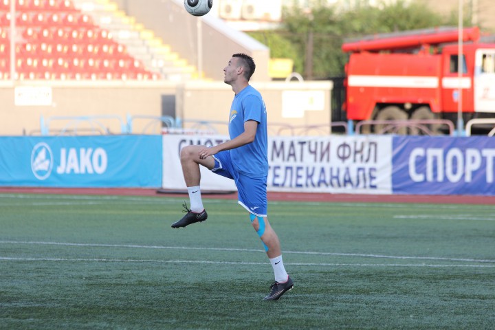 Владислав Кормишин на тренировке ФК Сибирь-2